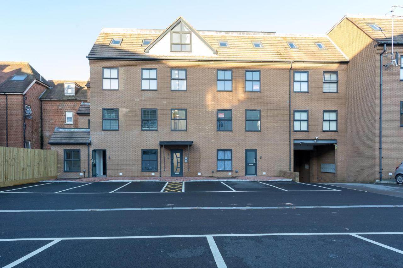 Central 2 Double Bedroom Flat With Parking ボーンマス エクステリア 写真